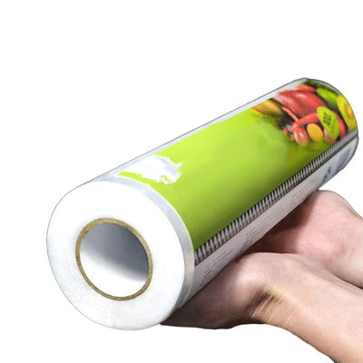Bulk Food Grade Hittebestendige PVDC Cling Wrap Film voor de keuken Microwave Verwarming Stoom en snijdoos